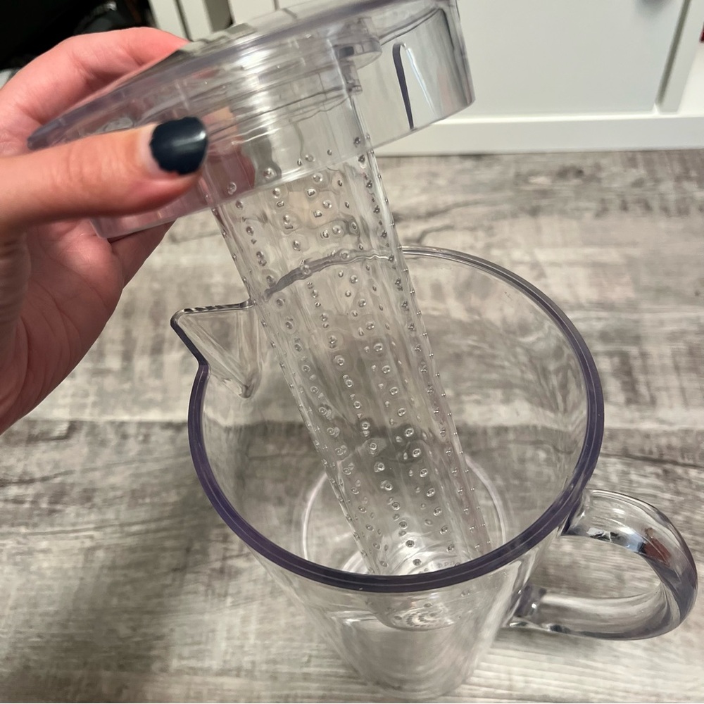 Clear Steeped Tea Infuser Pitcher - Picture 3 of 3